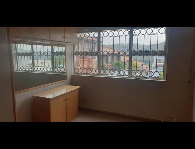 3 BEDROOM DUPLEX FOR SALE IN RESERVOIR HILLS